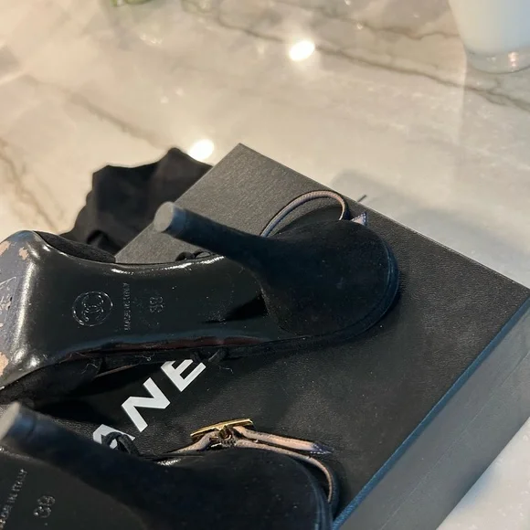 CHANEL Black Patent Toe Suede Slingback Pumps - Picture 4 of 10